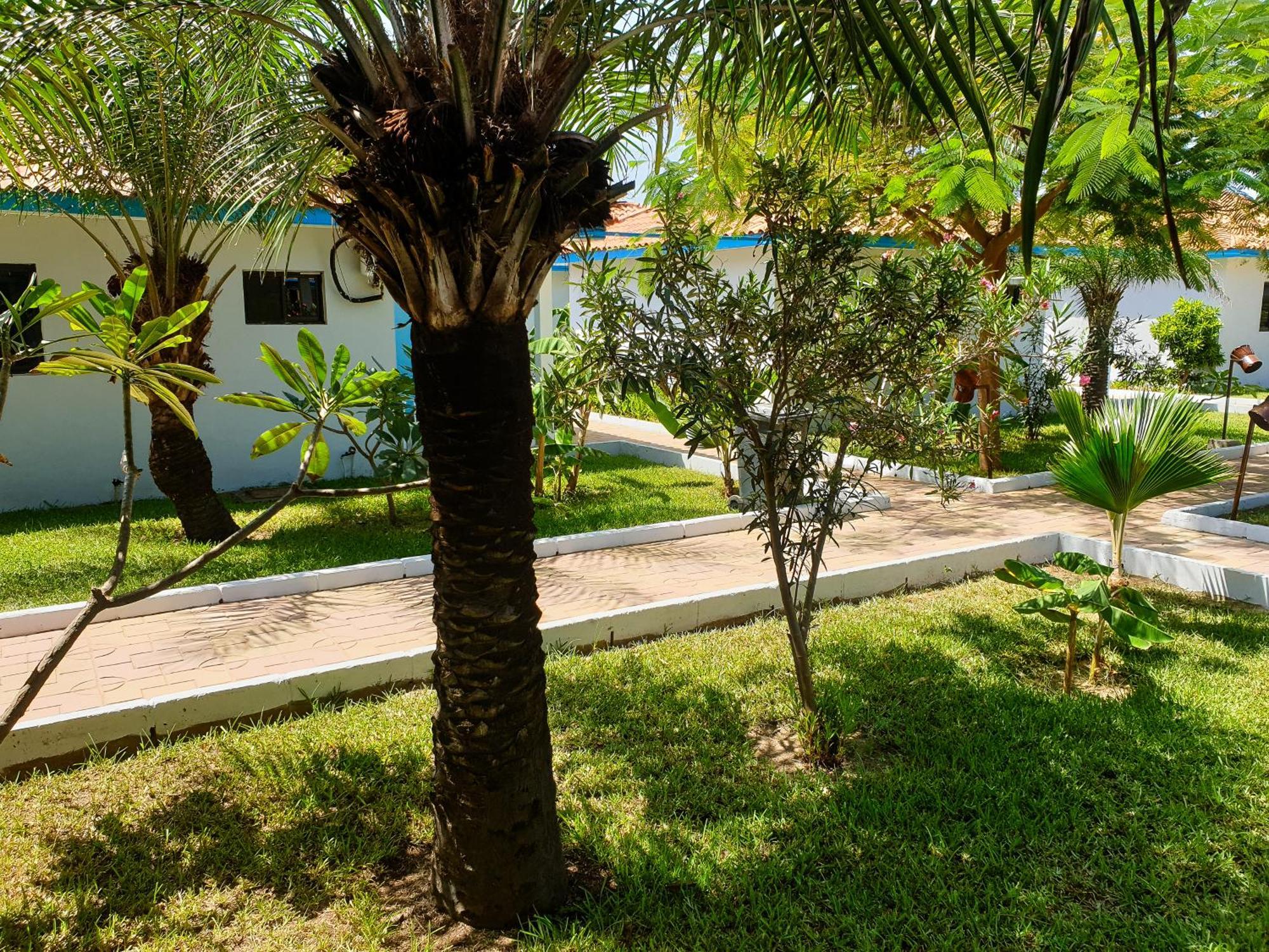 Balafon Beach Resort (Adults Only) Kololi Exterior foto